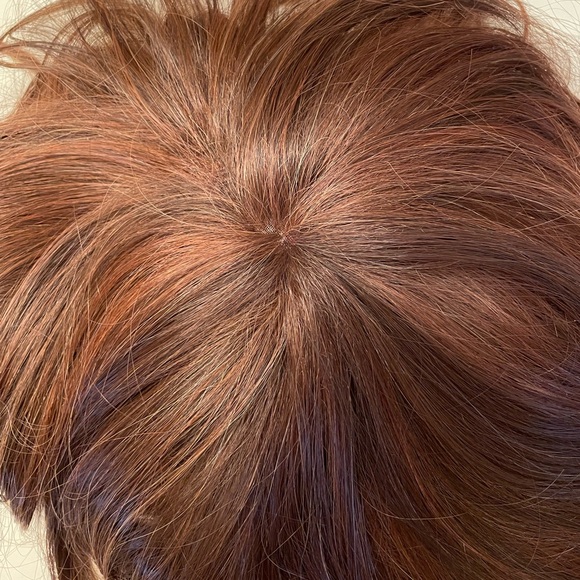 Tressalure Wig in dark auburn/chestnut - Picture 10 of 16